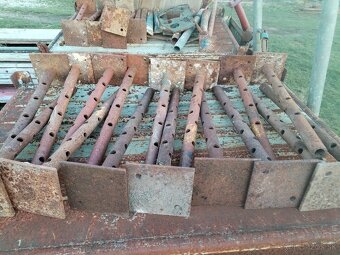 Nastaviteľné nohy na lesenie - 2