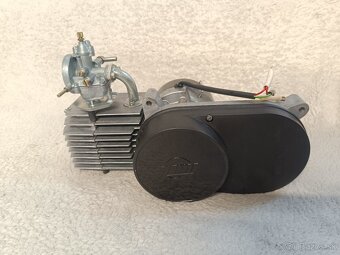 NOVÝ - motor babetta 210 , uloženka - 2