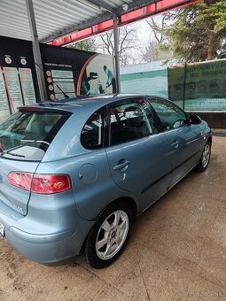 Predám Zachovalé Auto - 2