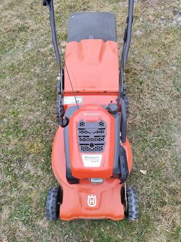 Husqvarna motorova kosacka LC 347V - 2