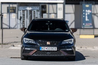 Seat Leon ST Cupra / 221 kW / A/T 7 / 2018 - 2