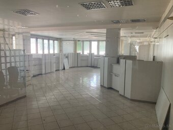 Centrum Čadce Obchodno,administrativne,ambulancie alebo ine - 2