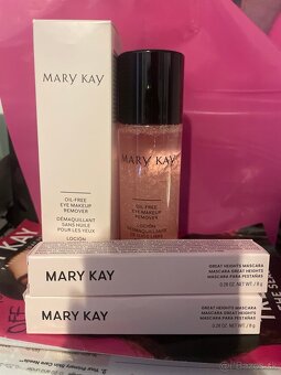 Mary Kay Great Heights® Predlžujúca maskara - 2