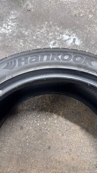 HANKOOK Ventus V12 evo2 245/45 r18 - 2