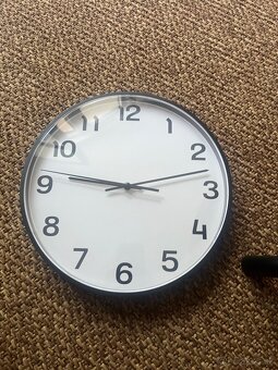 Ikea Pluttis-Nástenné hodiny, čierna, 28 cm - 2