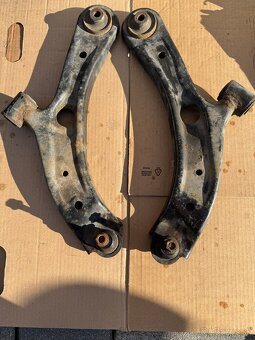 Ramena, zadne brzdice, tycky stabilizatora Suzuki Swift - 2
