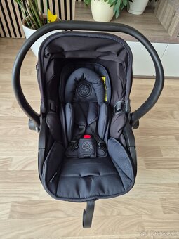 KIDDY Autosedačka Evoluna i-size 2 + Isofix základňa - 2