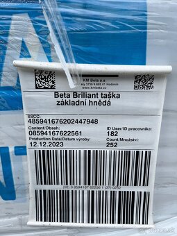 Km beta Briliant hnedá. 50m2. škridla. - 2