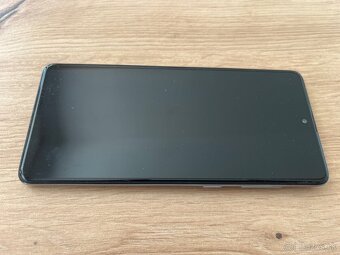 Predám mobilný telefón galaxy A71 Samsung - 2