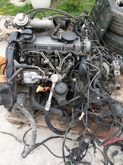 Predám motor 1.9tdi 66kw Octavia 1 - 2