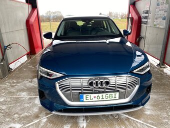 Predám audi e-tron len 67000km Servis 1majitel Quattro 50 - 2