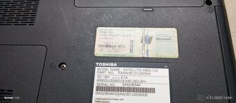 Toshiba satelite a660 - 2