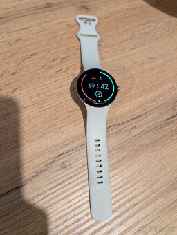 Google Pixel Watch 3 - 45 mm Porcelain - 2