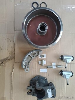 Držiak čeľusti na Zetor - 2