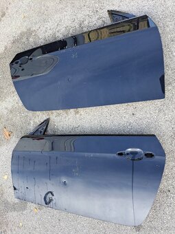 BMW M3 Cabrio E92 diely - dvere, strecha, radiaca páka - 2