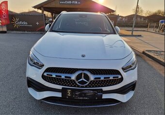 Mercedes-Benz GLA 200 d A/T - 2