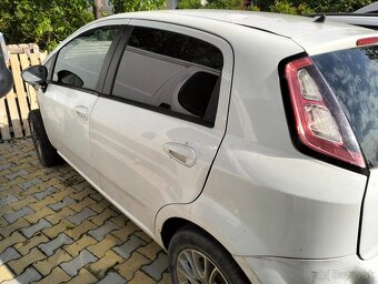 Fiat grande punto - 2