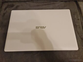 Asus X553M - 2