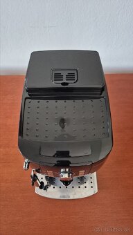Kávovar DeLonghi Magnifica S - 2