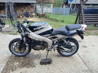 Kawasaki 600 - 2