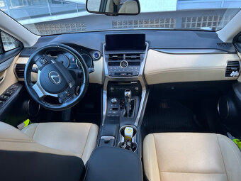 Lexus NX300H - 2