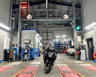 Suzuki Hayabusha GSX1300R NOVÁ MOTORKA - 2