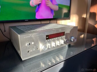 Stereo receiver YAMAHA - 2