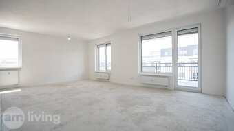 EXKLUZÍVNY 3i + loggia + garáž - Trenčín Halalovka - 2