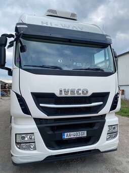 Nakladne auto hydraulické čelo IVECO - 2