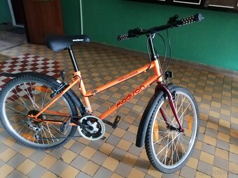 Dievčenský bicykel - 2