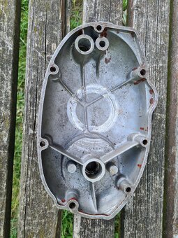 Kryt motora jawa 90 - 2