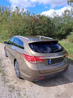 HYUNDAI i40,1.7 CRDI 100kw - 2