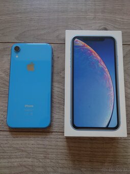 Apple iPhone XR - 2