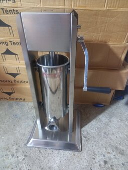 Vertikálna plnička klobás – 7L PROFI - 2