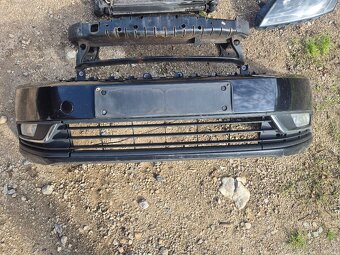 Predám náhradné diely na Volkswagen Passat B7 - ČIERNY- - 2