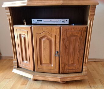 Rustikálny nábytok - 2