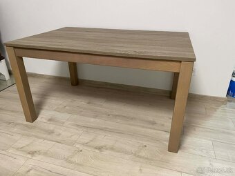 Predám jedálenský stôl - 2