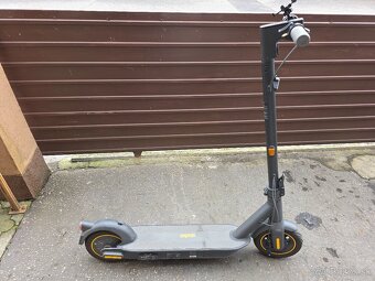 Elektrokolobežka Segway Ninebot KickScooter Max G30E II - 2