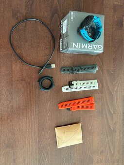 Garmin Instinct Graphite – výborný stav - 2