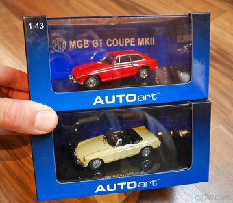 Predám rôzne modely áut 1:43 - 2