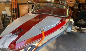 motorový čln Jasmínka - 2