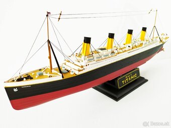 Model lode RMS Titanic od Revell - 2
