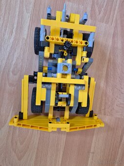 LEGO TECHNIC 42035 - Banský nákladiak - 2