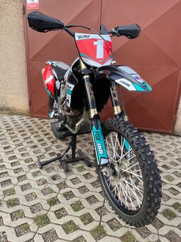 Kawasaki KXF 250 - 2011 - 2