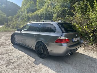BMW - 2