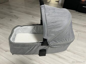 Kočiar Kinder Kraft - 2