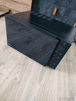 Mikrovlnka LG - 2