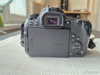 Canon eos 77D + Tamron 17-50 2.8 - 2