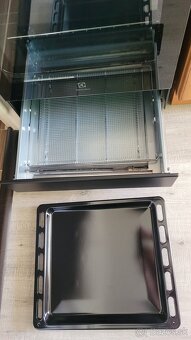 Indukcny sporak electrolux - 2