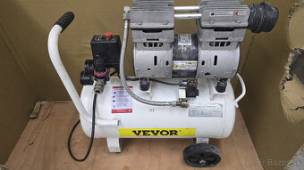 bezolejový kompresor 25l 230V 8BAR tichý - 2